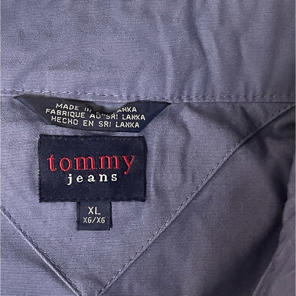 NEW TOMMY JEANS & JACKETS - Picture 2 of 8